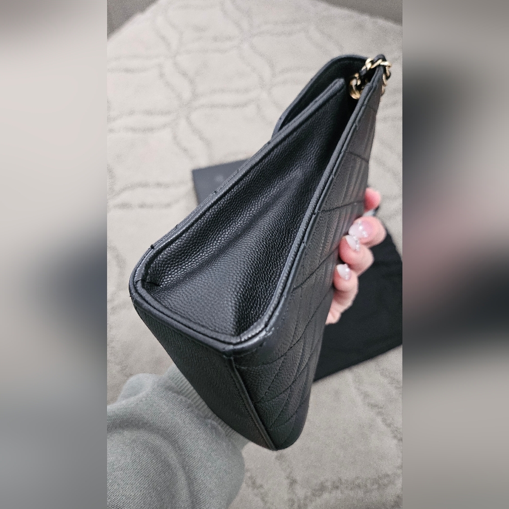 Chanel Golden Class Wallet on Chain Phone Holder Bag - Picture 10 of 13